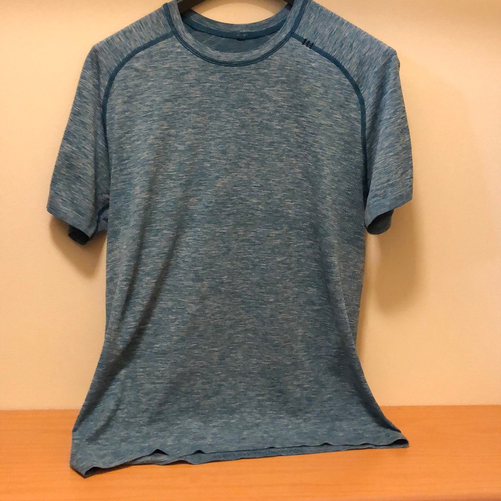 Lululemon Metal Vent T-Shirt